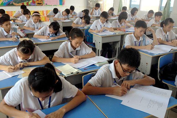 孩子近視教室座位往前坐可以嗎？