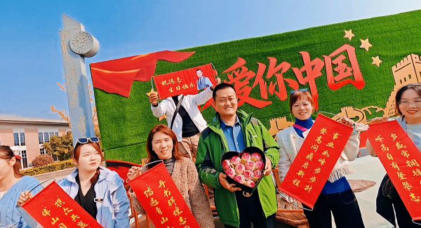 易家人，共歡辰 | 易視界團建邂逅生辰，快樂與溫暖加倍！